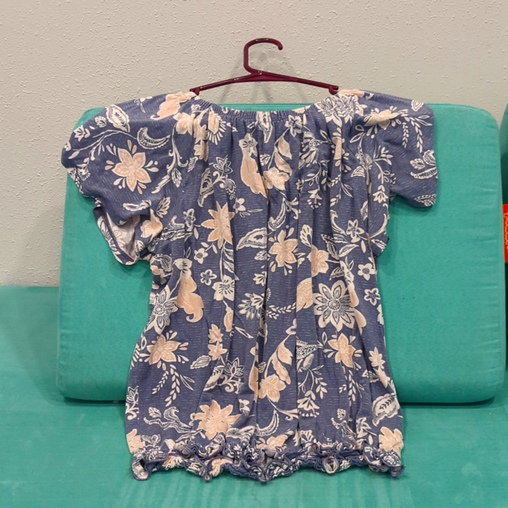 Bixby Nomad girls XL 16/18 Floral blouse
